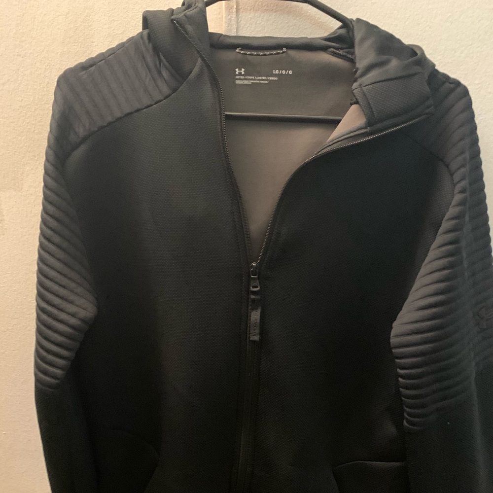 Under Armor fitted sweatshirt